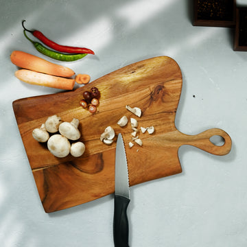 Flamingo – Premium Acacia Wooden Chopping & Serving Board (17x10 Inch)