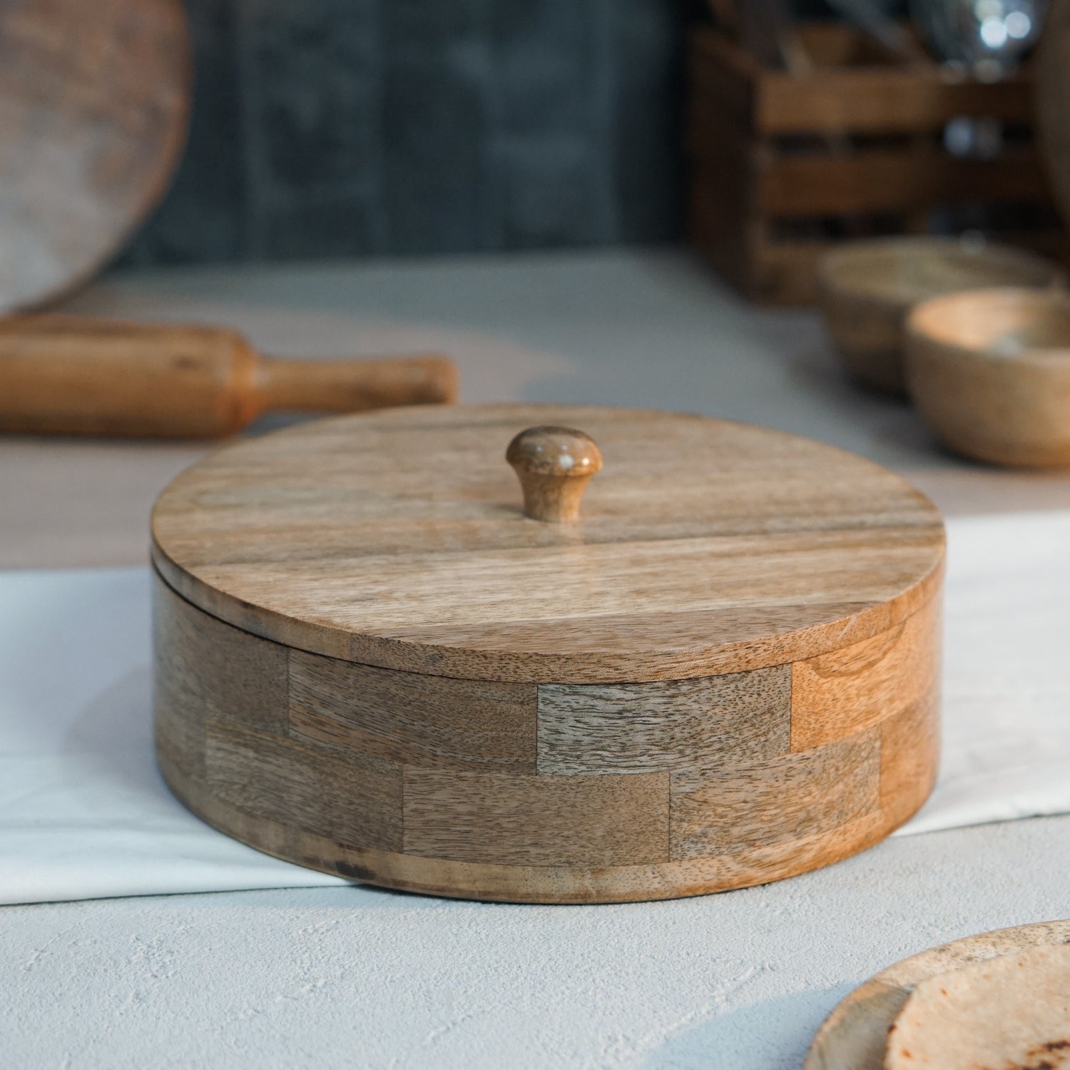 Evie – Mango Wood Chapati Box