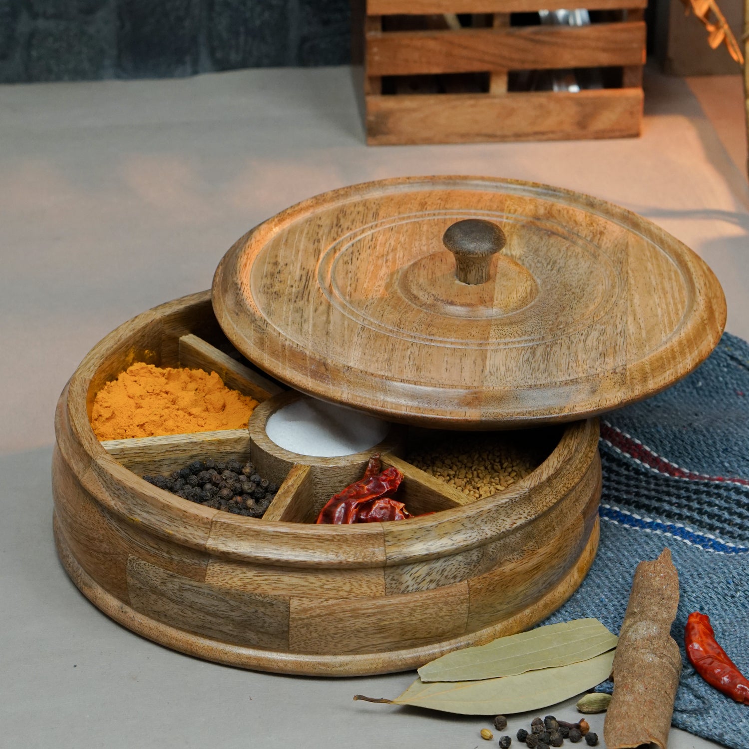 Lilly – Mango Wood Masala Box with Fix Compartments