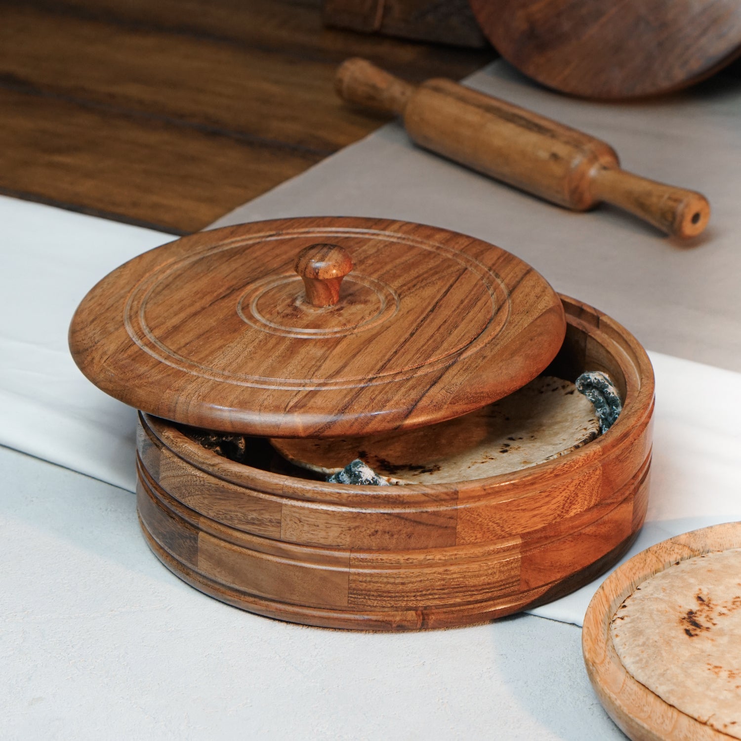 Clara – Acacia Wood Chapati Box
