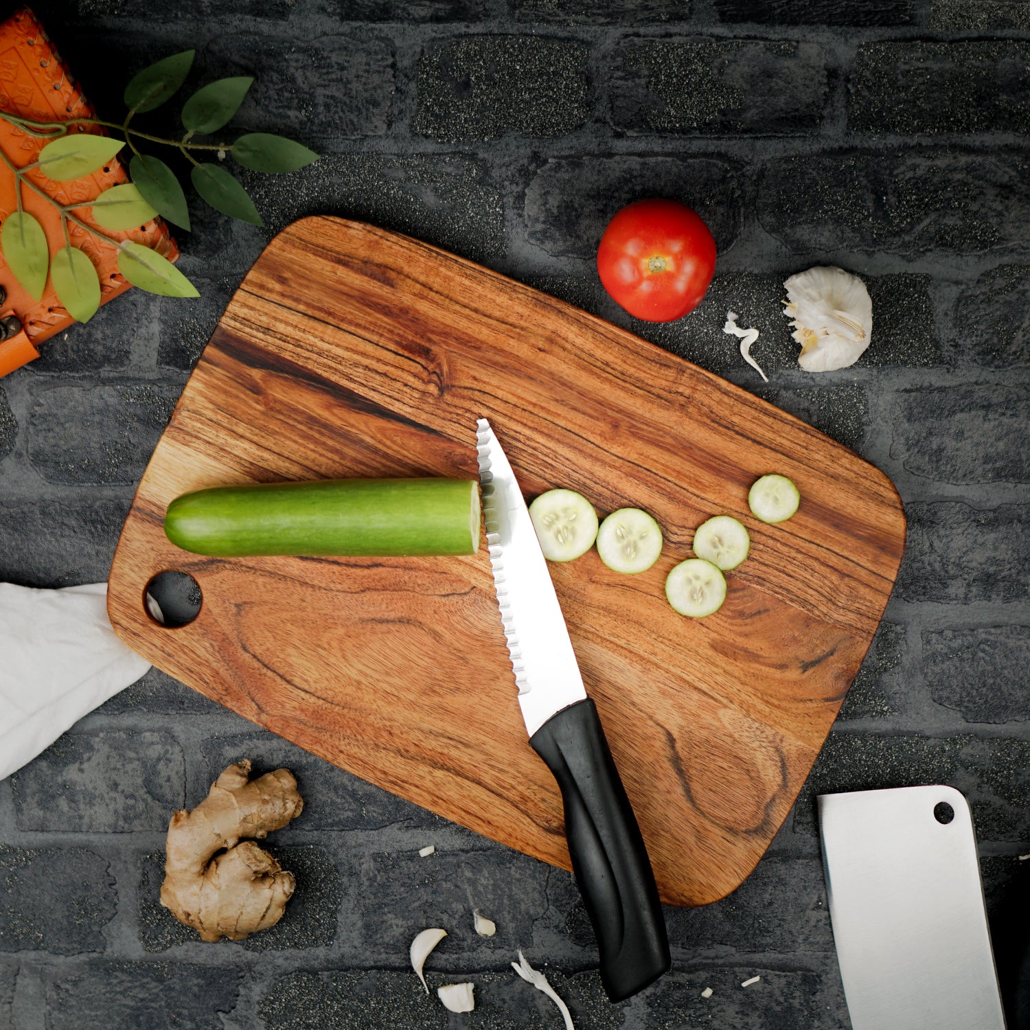 Penguin – Acacia Wood Chopping Board with Food-Safe Finish