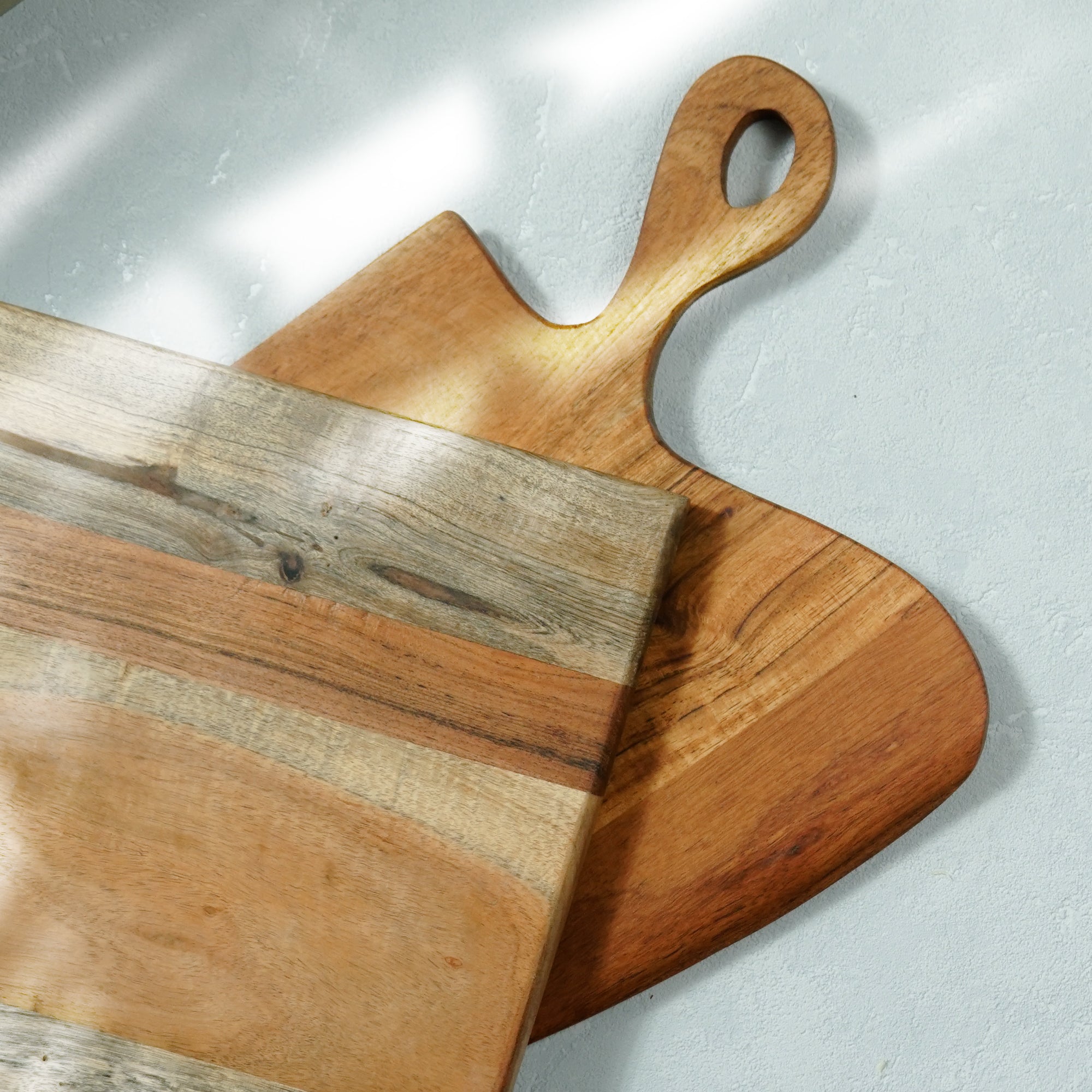 Flamingo – Premium Acacia Wooden Chopping & Serving Board (17x10 Inch)