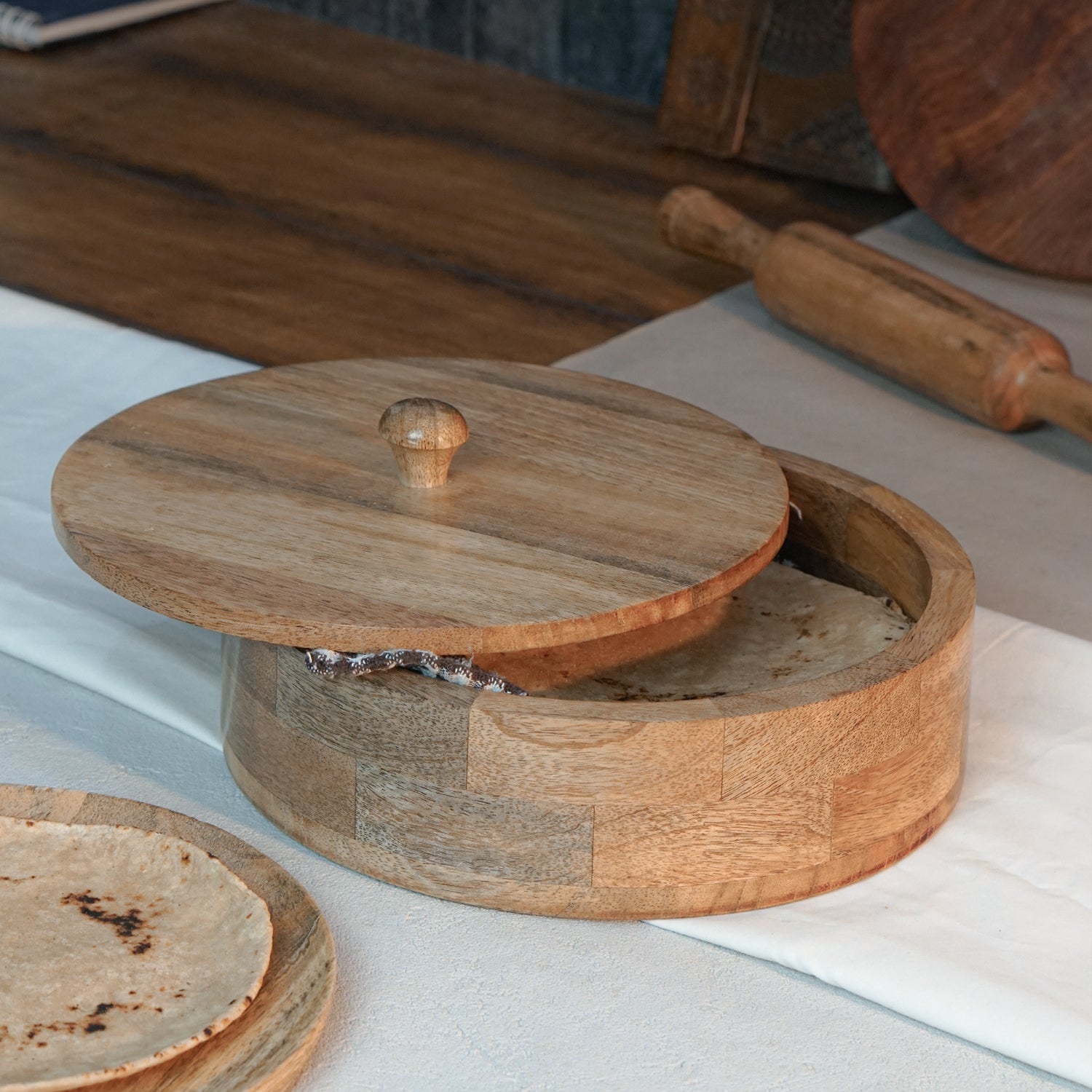 Evie – Mango Wood Chapati Box