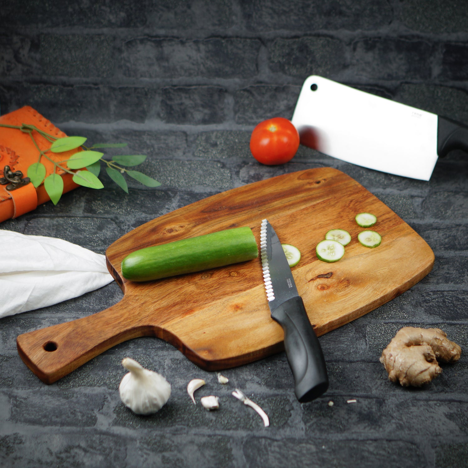 Canary – Acacia Wood Chopping Board with Food-Safe Finish