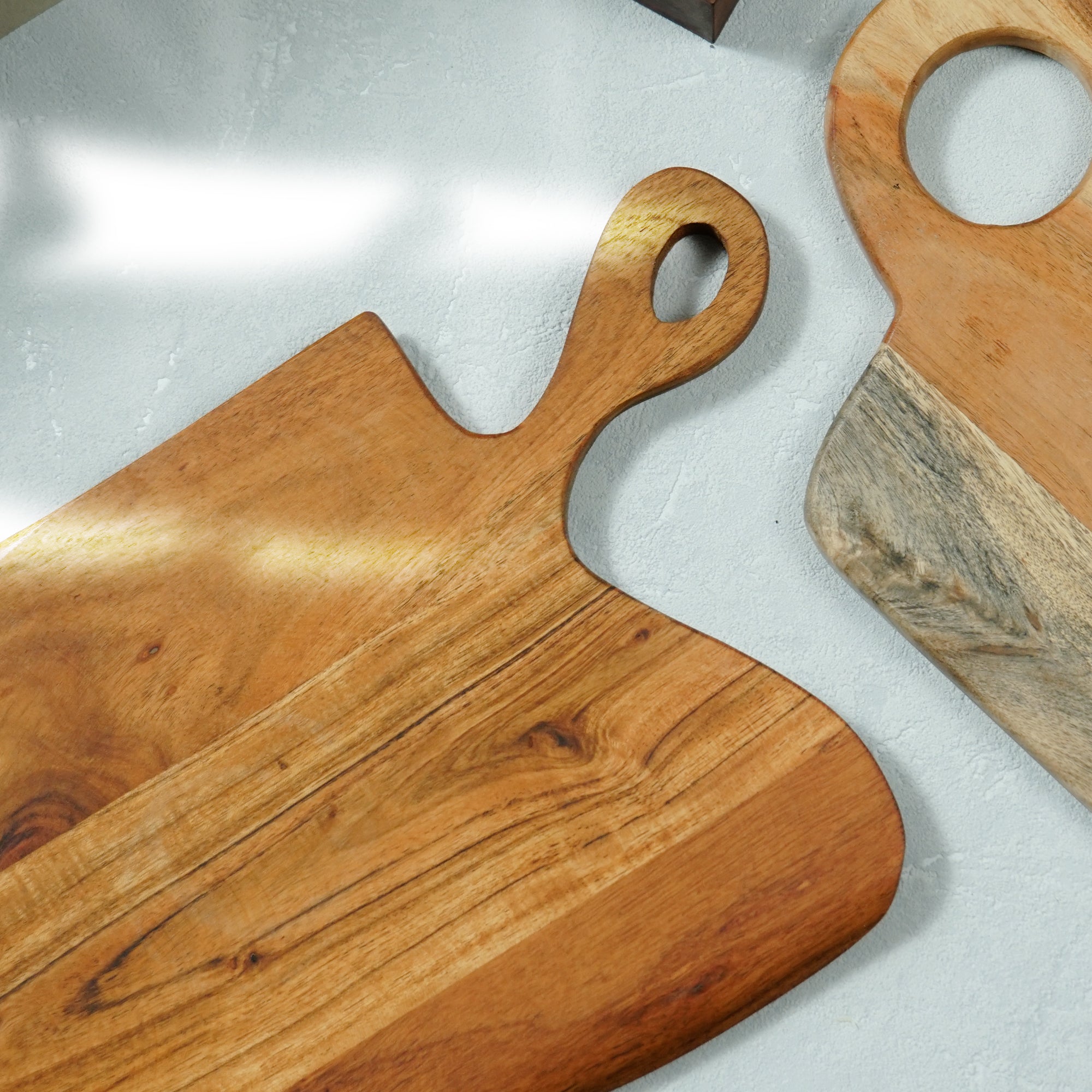 Flamingo – Premium Acacia Wooden Chopping & Serving Board (17x10 Inch)