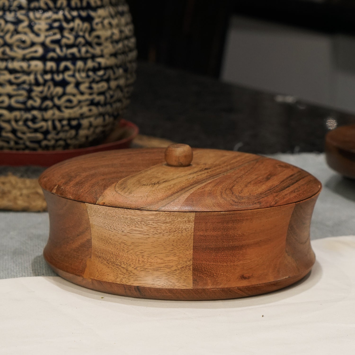 Chloe – Acacia Wood Chapati Box
