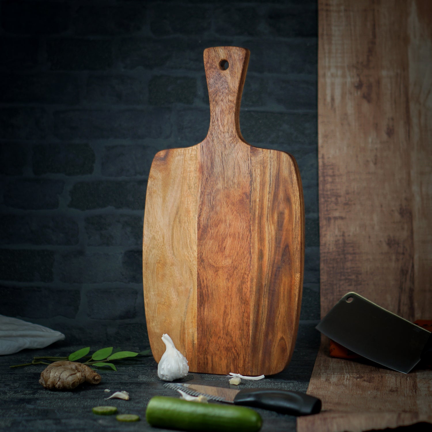 Canary – Acacia Wood Chopping Board with Food-Safe Finish