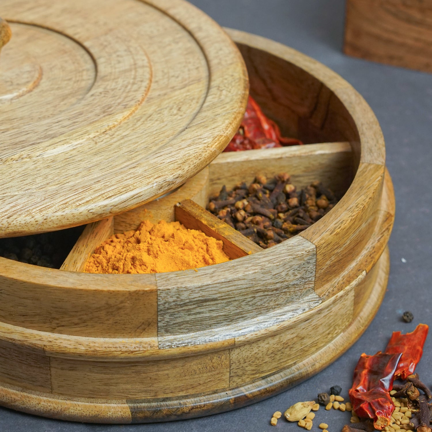 Eddy – Mango Wooden Masala Box with Beautifully Carved Lid