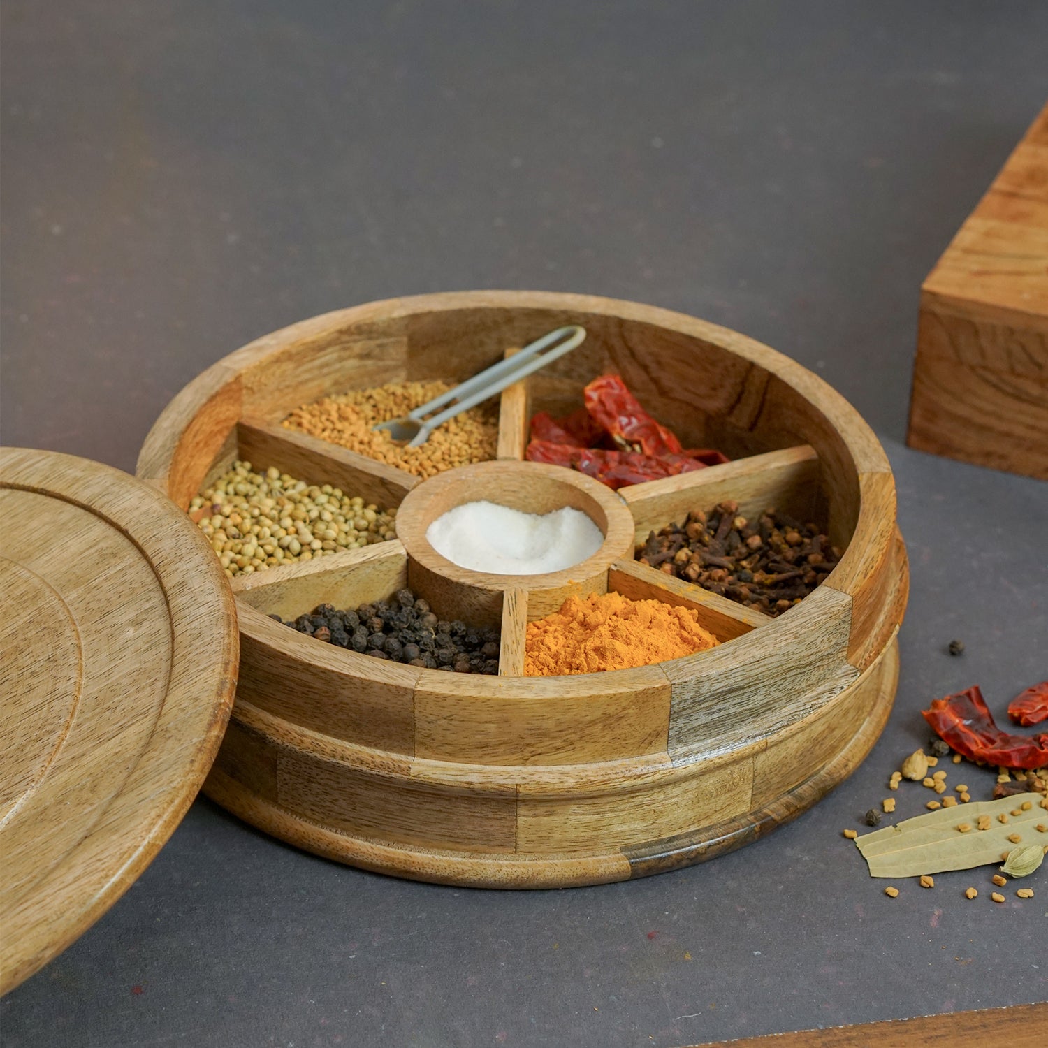 Eddy – Mango Wooden Masala Box with Beautifully Carved Lid